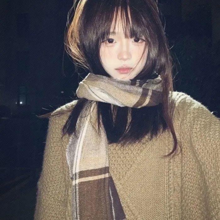向下扭曲